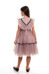 ODALYS – Rochie eleganta din tulle fin cu volane, buline si panglici din catifea, roz prafuit