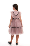 ODALYS – Rochie eleganta din tulle fin cu volane, buline si panglici din catifea, roz prafuit